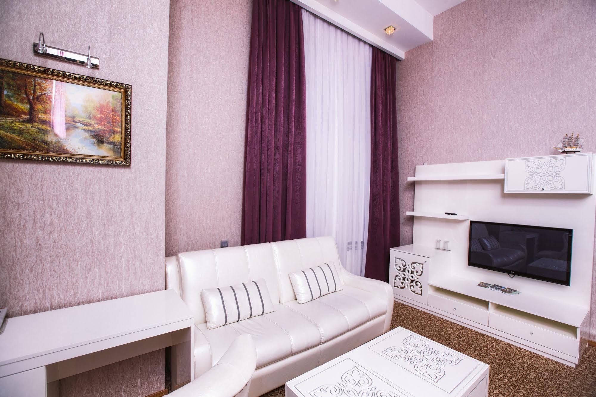 Admiral Hotel Baku Ngoại thất bức ảnh
