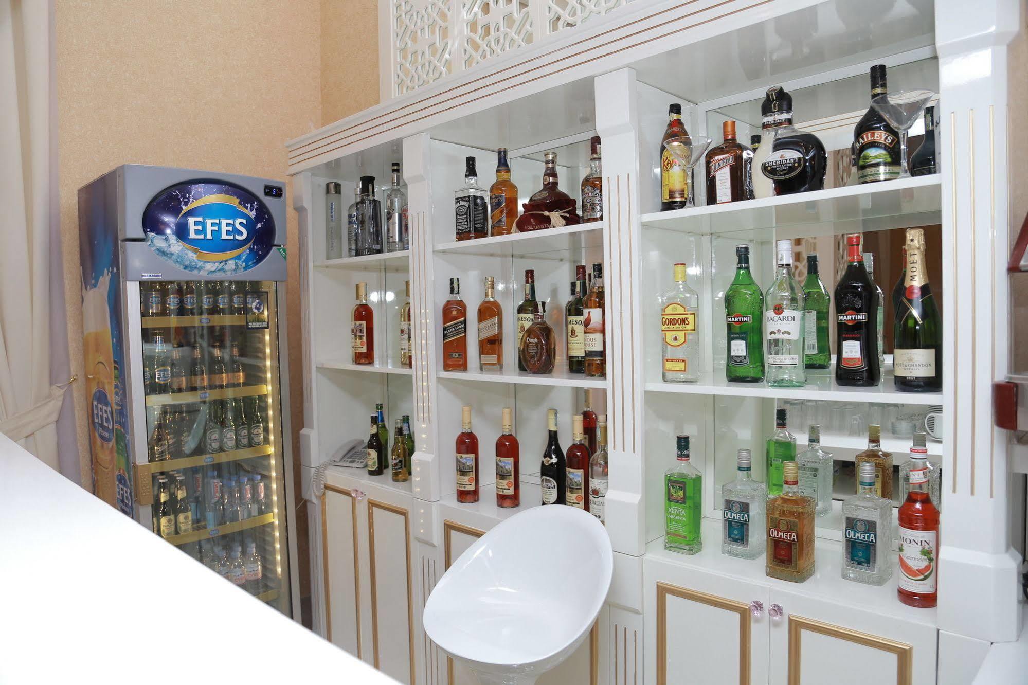 Admiral Hotel Baku Ngoại thất bức ảnh